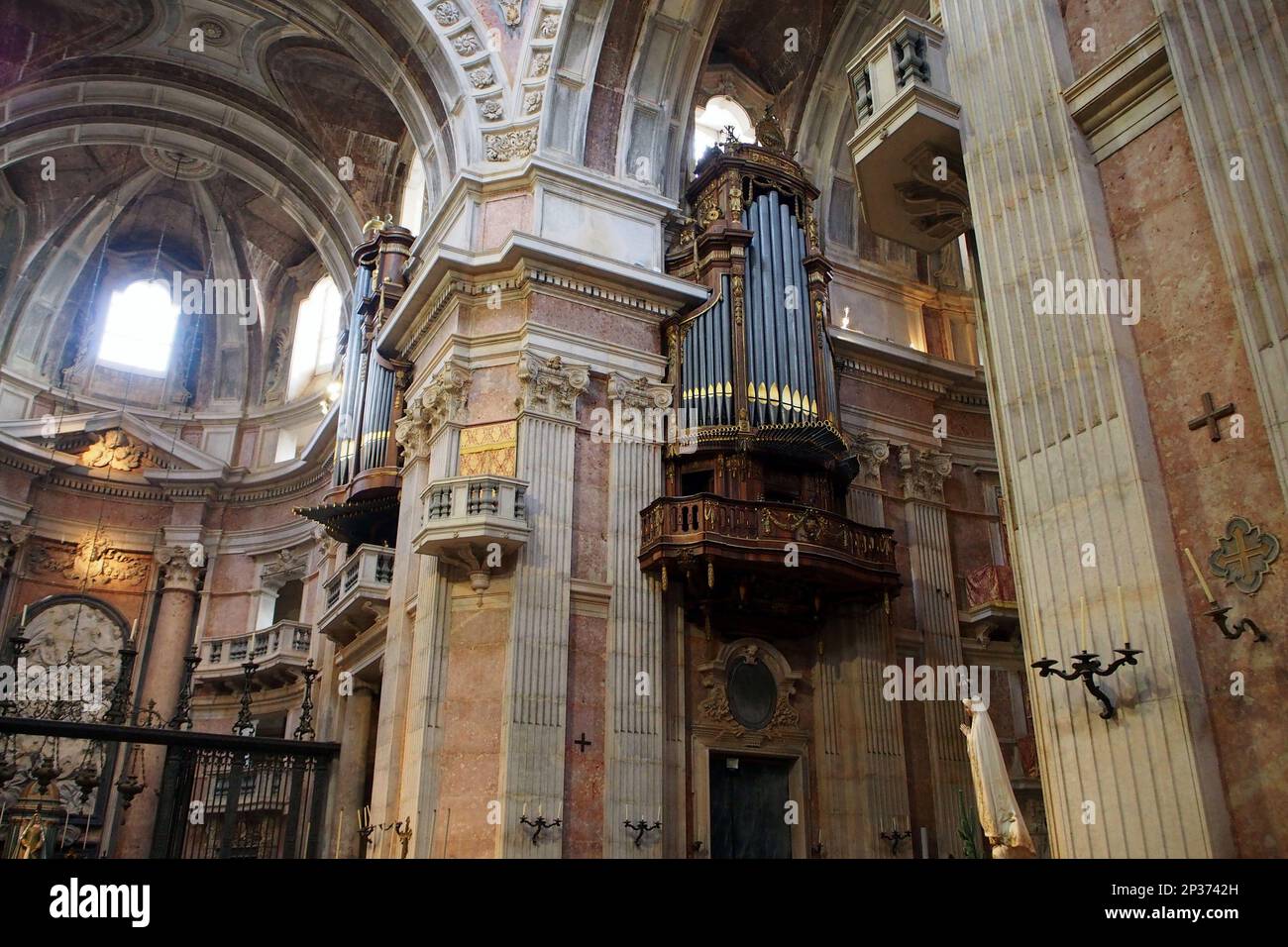 Interior of the Basilica, pipe organ in the side nave, 18th cen. Baroque and Neoclassical styles, Palace-Convent of Mafra, Portugal Stock Photo