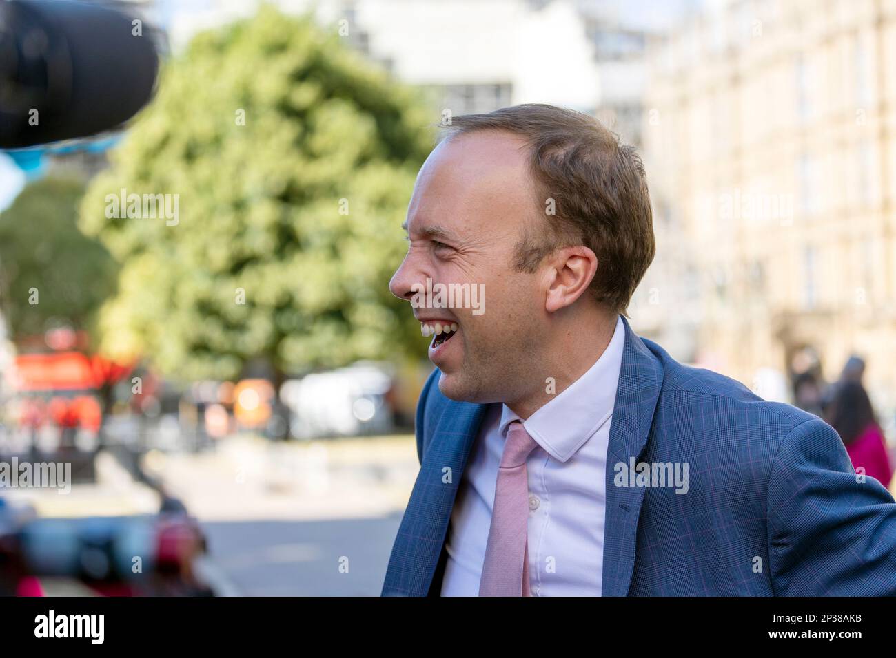 file pic shows: Matt Hancock giving interviews on College Green on the day  Boris Johnson finally resigns 7.7.22            Picture by Gavin Rodgers/ Stock Photo