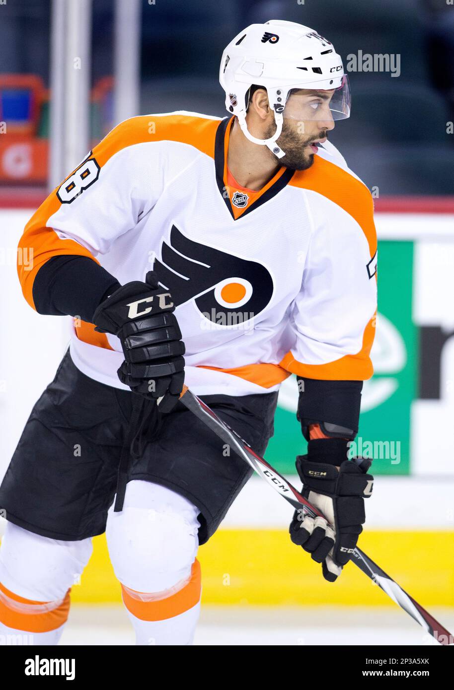 Pierre-Edouard Bellemare Philadelphia Flyers 2017 Stadium Series