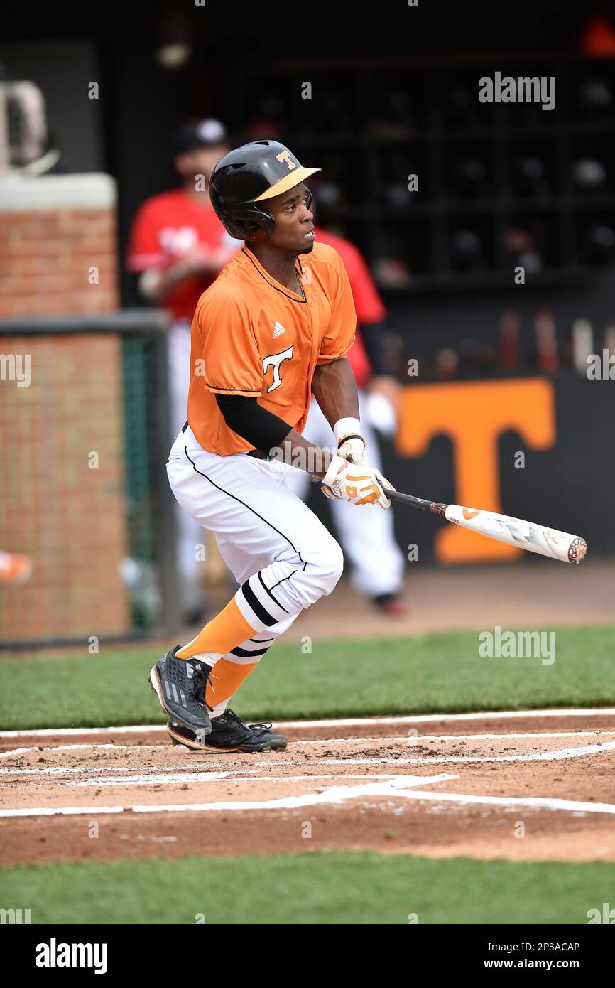 Tennessee Volunteers center fielder Brodie Leftridge 1 swings at