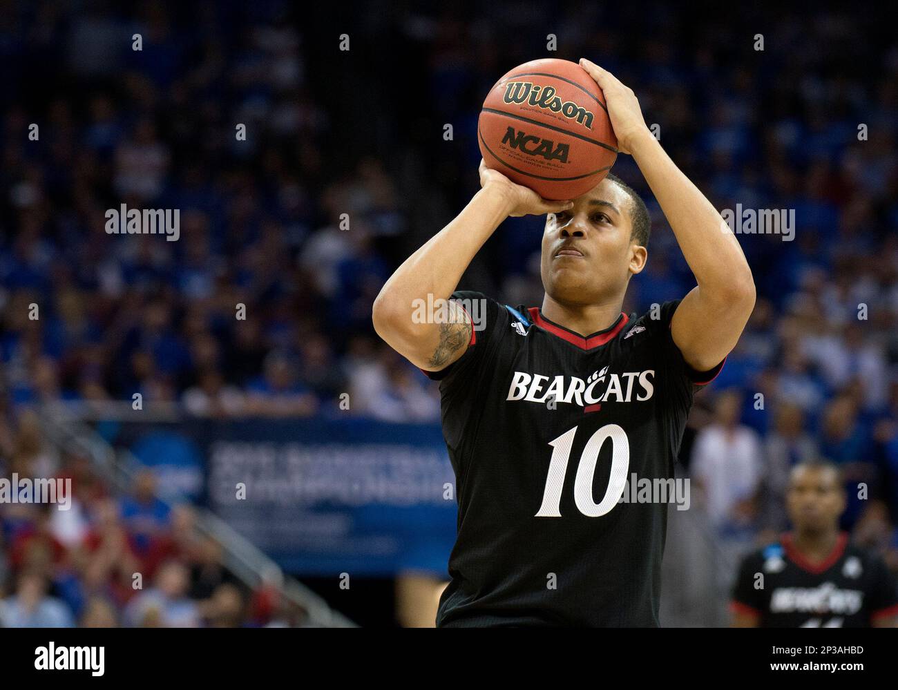 Player Profile: Cincinnati Guard Troy Caupain