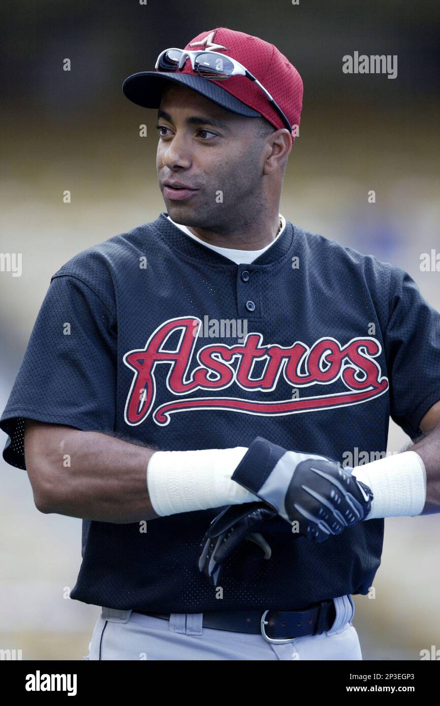 Jose Vizcaino of the Houston Astros before a 2002 MLB season game against  the Los Angeles Dodgers at Dodger Stadium, in Los Angeles, California.  (Larry Goren/Four Seam Images via AP Images Stock