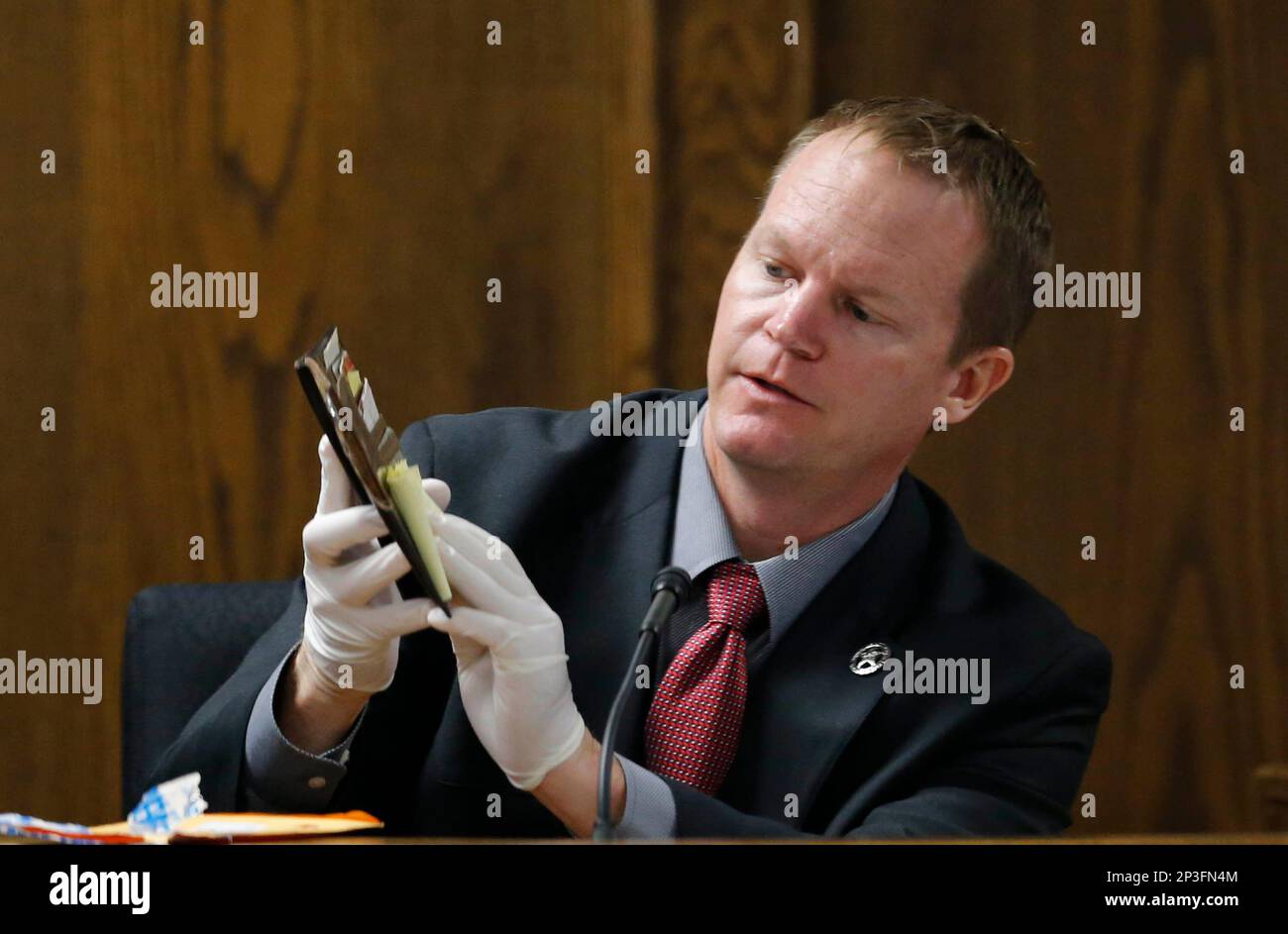 Texas Ranger Danny Briley identifies the Eddie Ray Routh's wallet ...