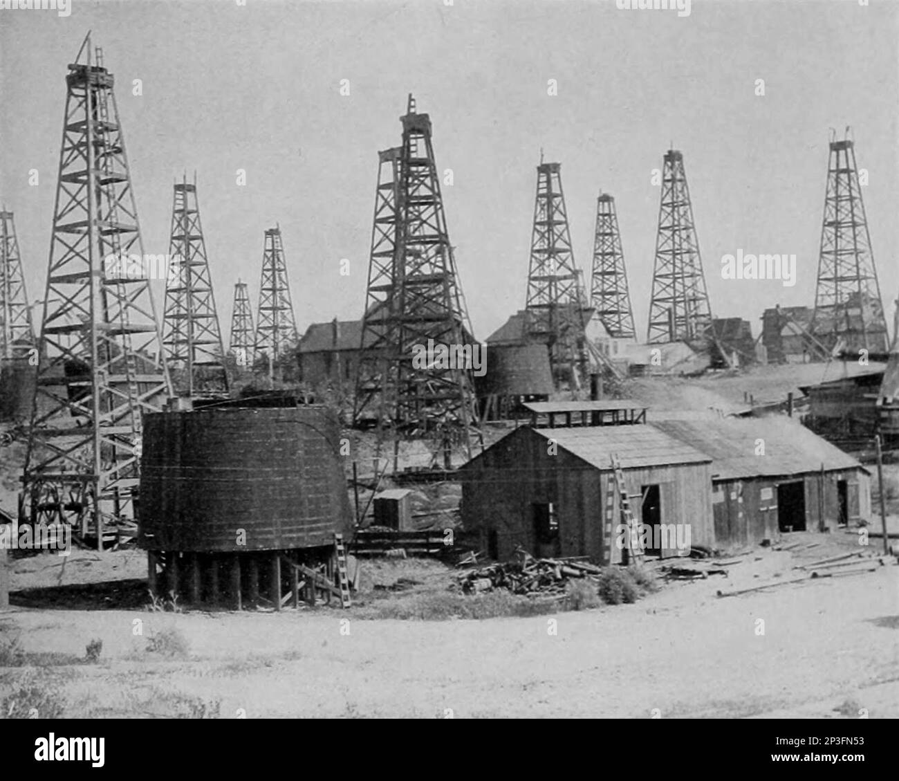 Oil wells in Los Angeles, 1905 Stock Photo Alamy