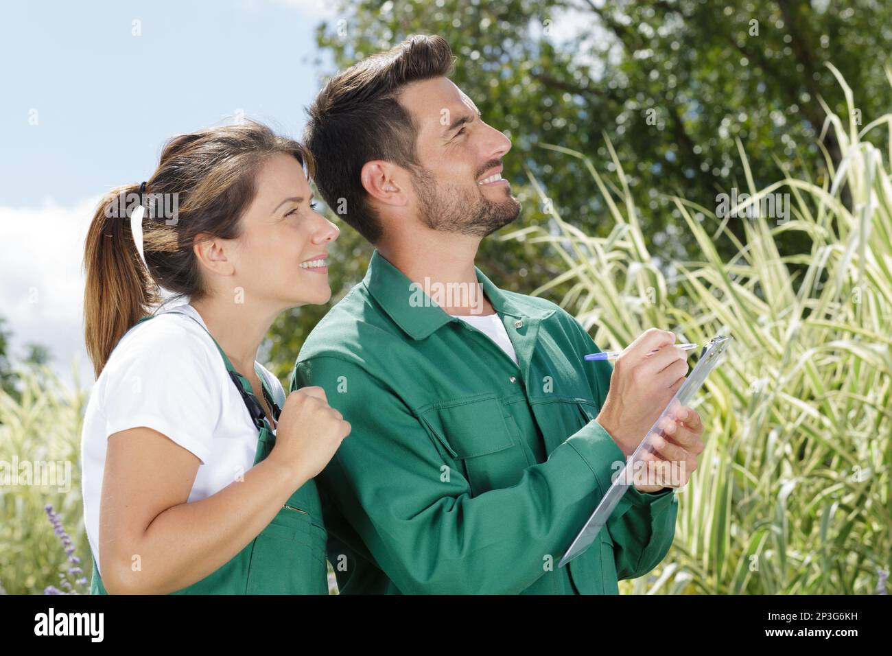 Gardeners fingers hi-res stock photography and images - Alamy