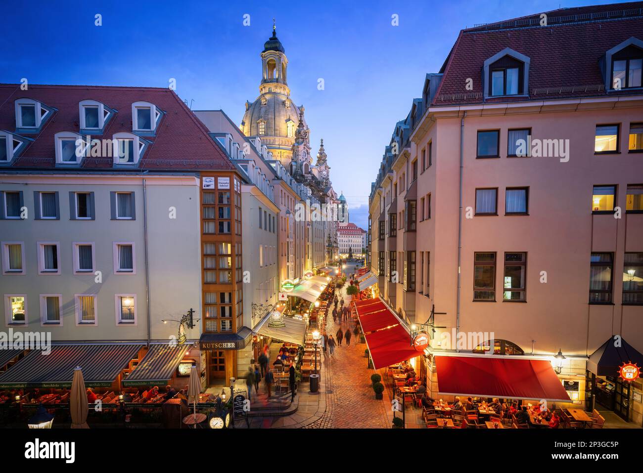 Munzgasse Street view with Frauenkirche Church at night - Dresden, Soxony, Germany Stock Photo