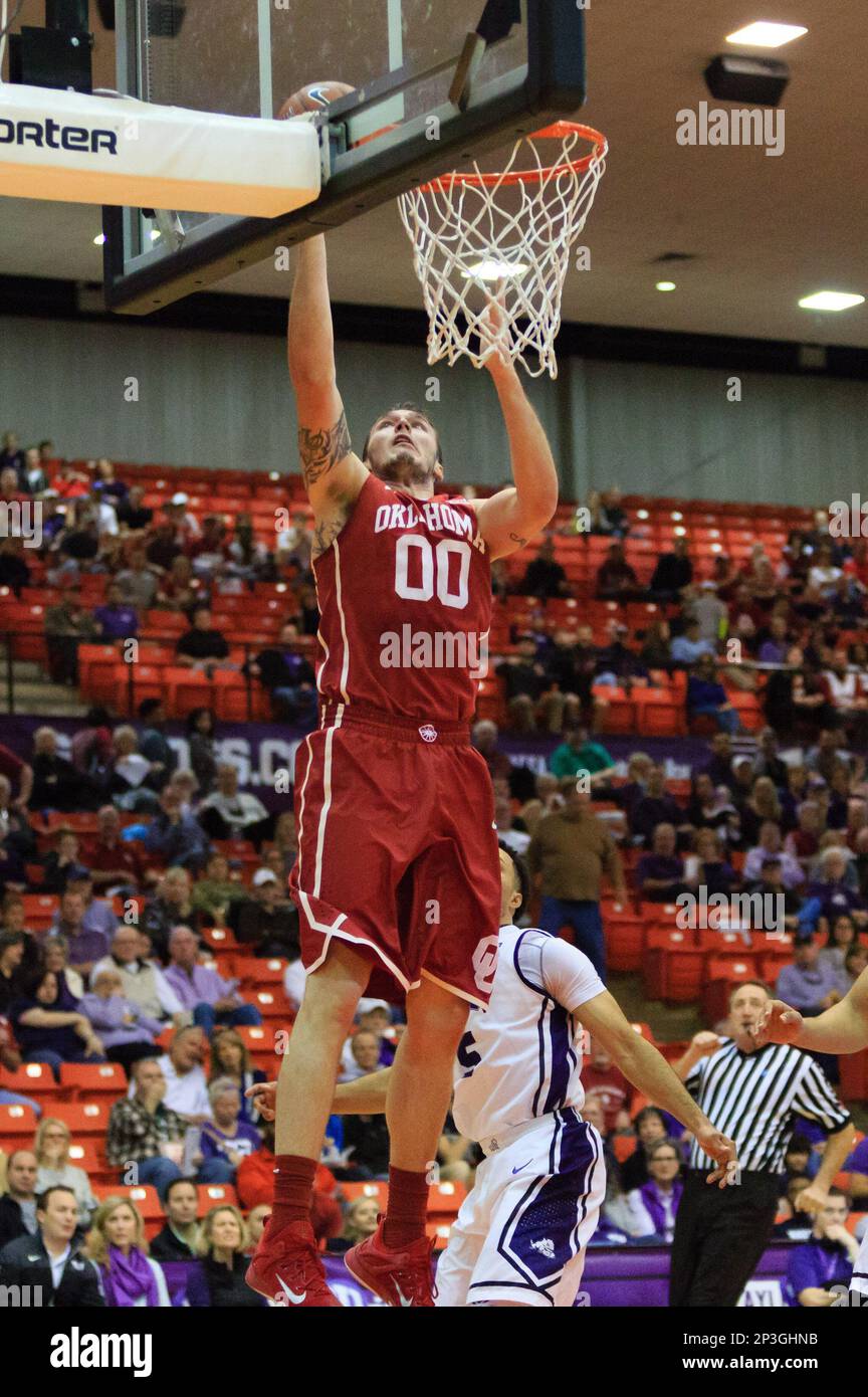 07 FEB 2015: Oklahoma Sooners forward Ryan Spangler (00) during the ...