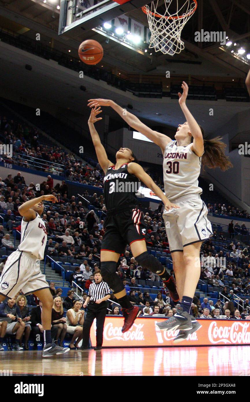 breanna stewart dunk