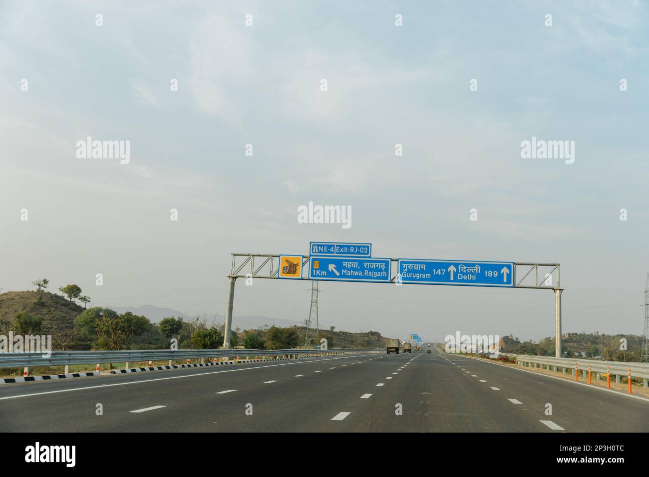 Some traffic signs along the Delhi-Mumbai Expressway in India on a ...