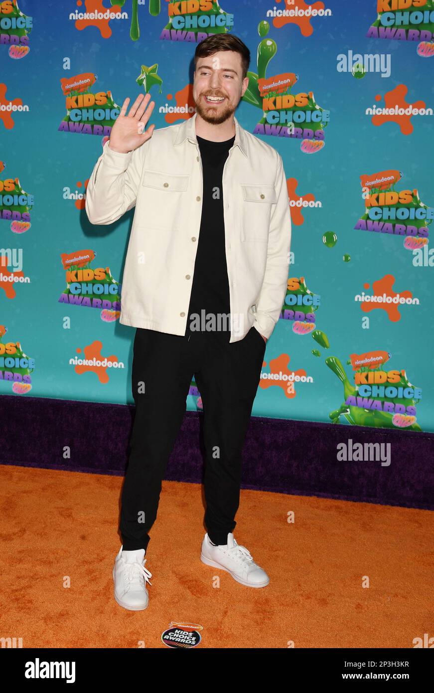LOS ANGELES CALIFORNIA MARCH 04 MrBeast Attends Nickelodeon s 2023 los-angeles-california-march-04-mrbeast-attends-nickelodeon-s-2023