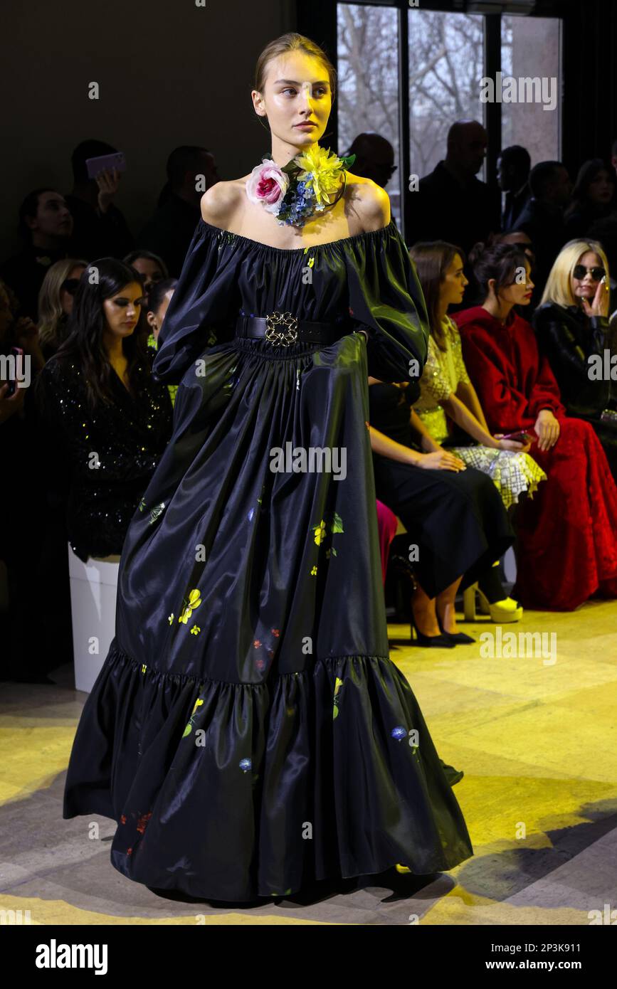 Technology news and reviews image