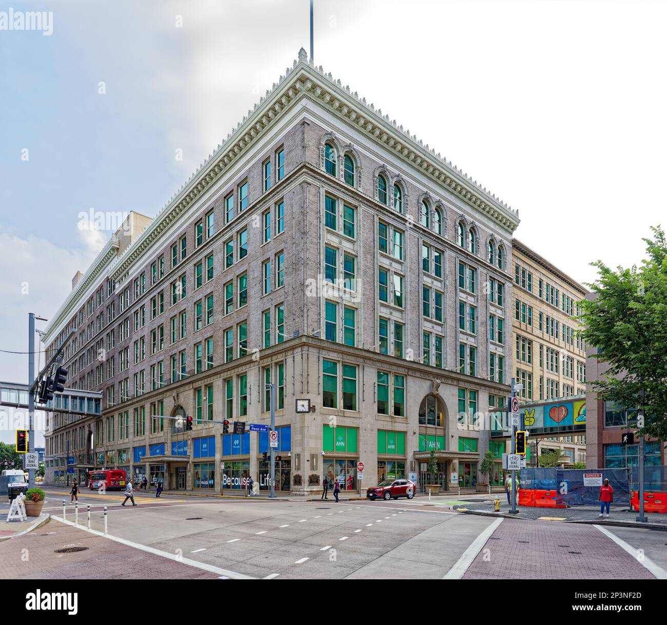 Pittsburgh Downtown The brick and stone Joseph Horne Department Store