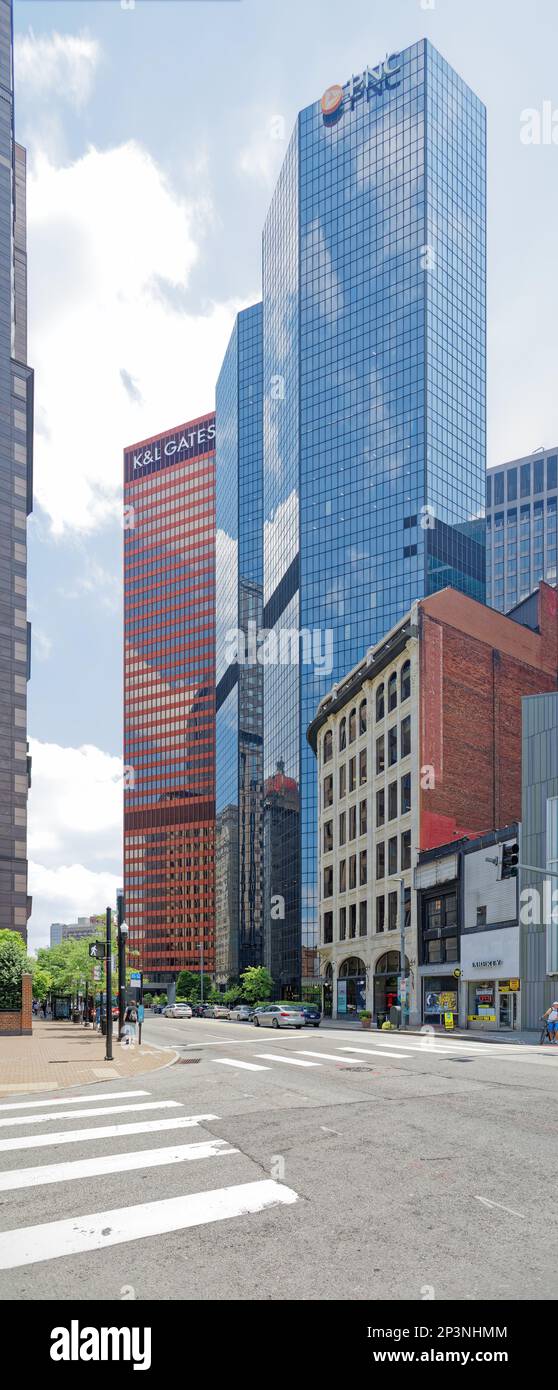 Pittsburgh Downtown Liberty Avenue view east from 6th Street K&L