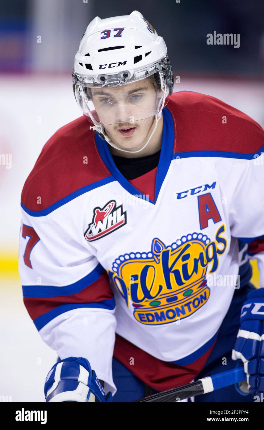 WHL player profile photo on Edmonton Oil Kings Dysin Mayo during a game in Calgary, Alberta on Dec