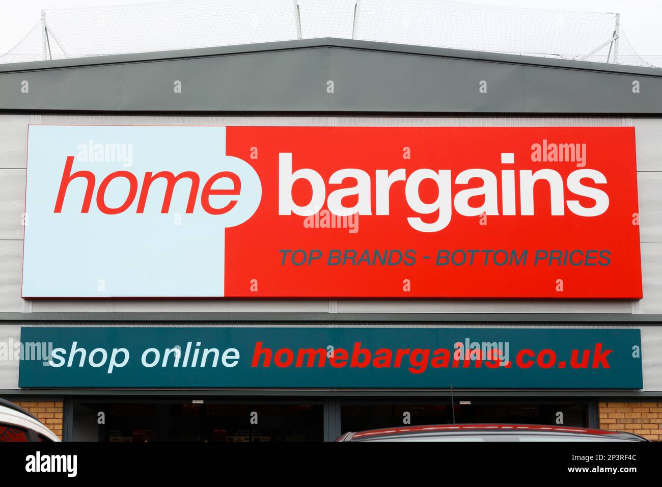 Home Bargains store sign, Scotland, UK, Europe Stock Photo