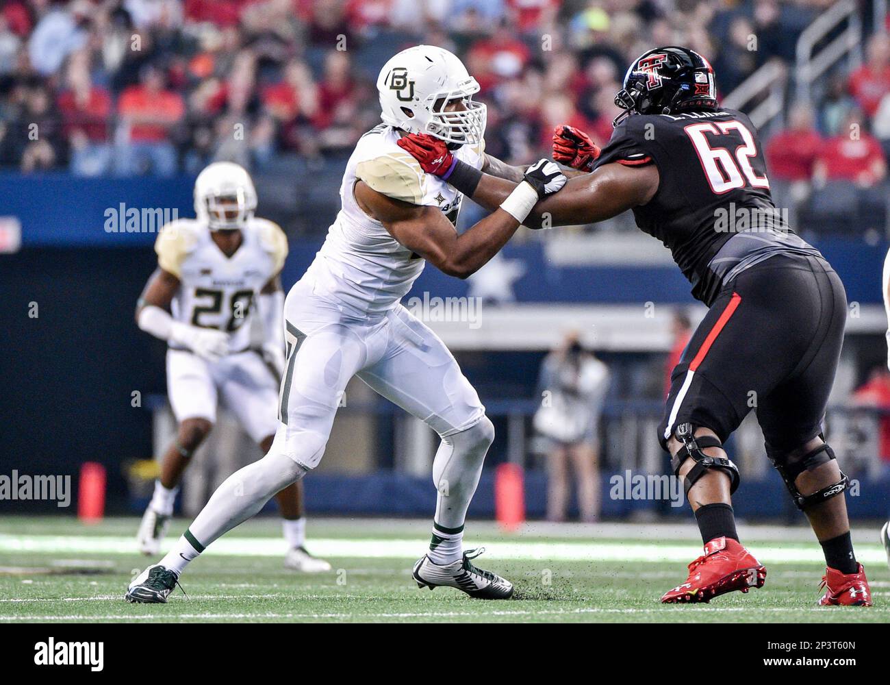 Baylor Bears defensive end Shawn Oakman (2) attack the line against