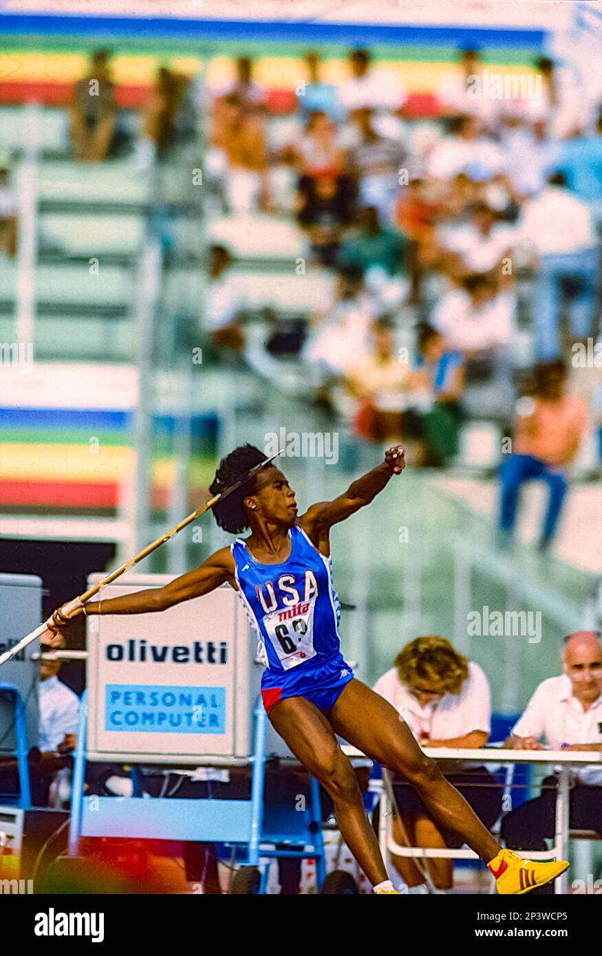 Jackie JoynerKersee competing in the Heptathlon at the 1987 World Outdoor Track and Field