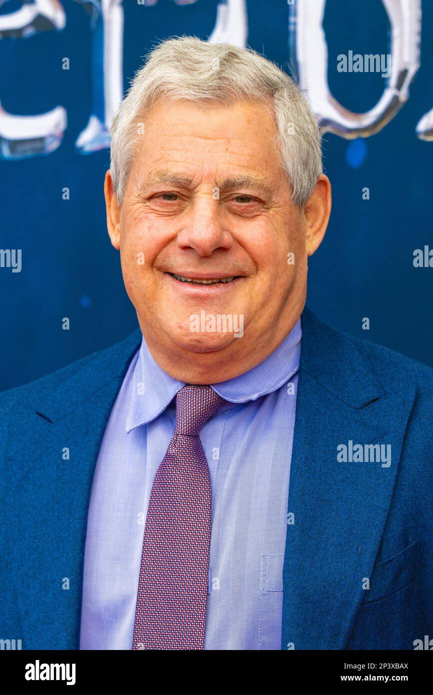 Cameron Mackintosh at the Dutch premiere of Les Miserables (Photo by