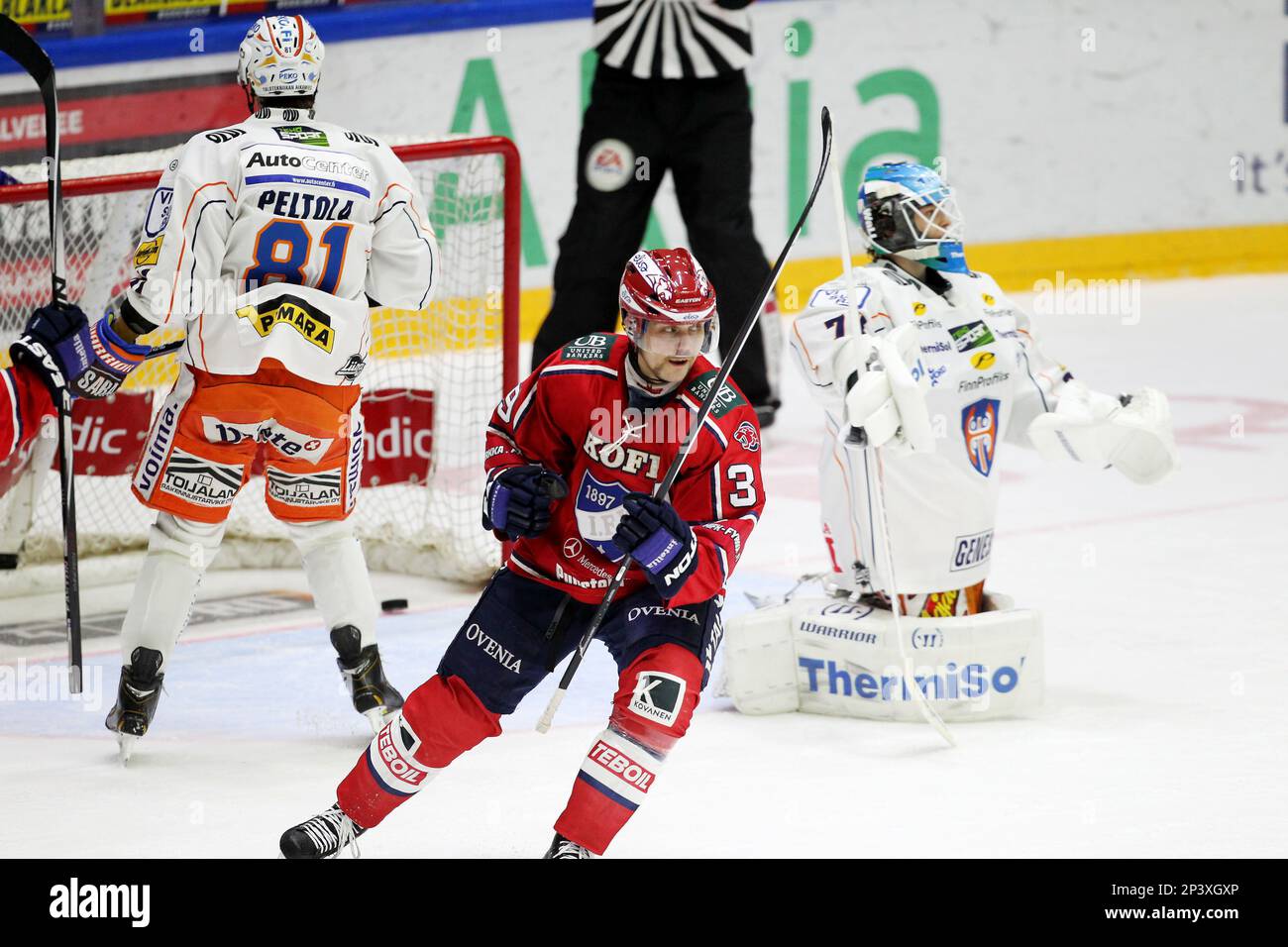 Nov. 19, 2014 - U.S. - Piv 19.11.2014 Kello 18.47.19.Helsinki, Finland,  .Poliisien mielenosoitus.Jukka Peltola, Tappara #81, Arttu Luttinen, HIFK  #39, Juha Metsola, Tappara #77.@Petteri Paalasmaa .All Over Press (Cal  Sport Media via AP Images Stock ...