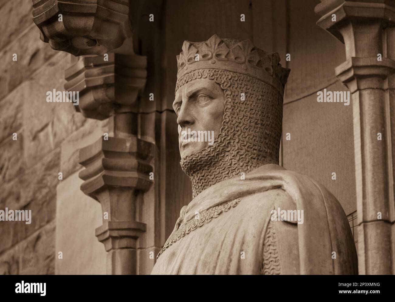 EDINBURGH, SCOTLAND, EUROPE Statue of Robert the Bruce, King of Scots, at the entrance to