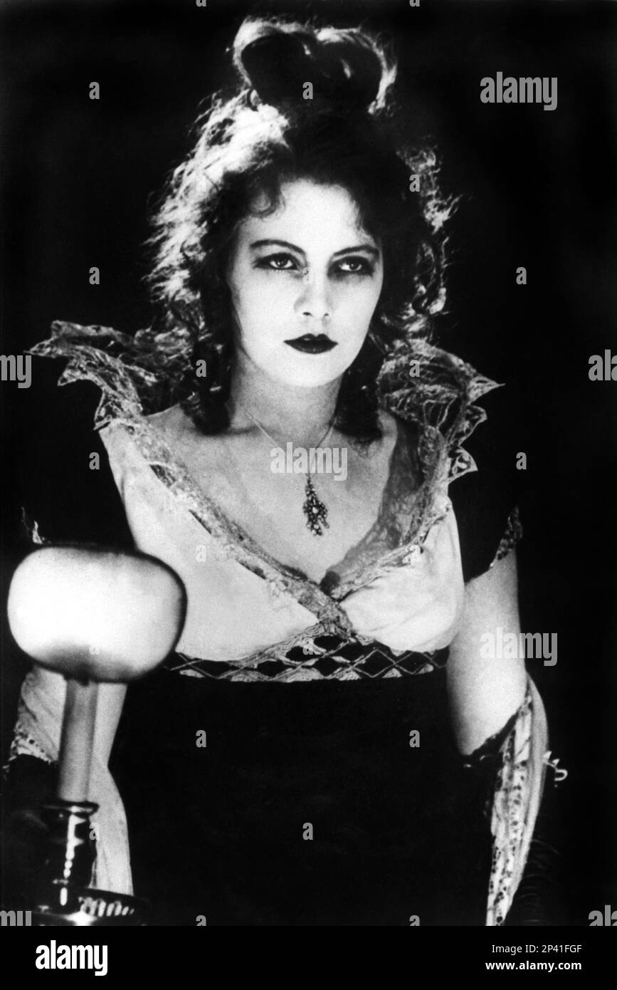 1924 , SWEDEN : The actress GRETA GARBO ( 1905 - 1990 ) in her debut ...
