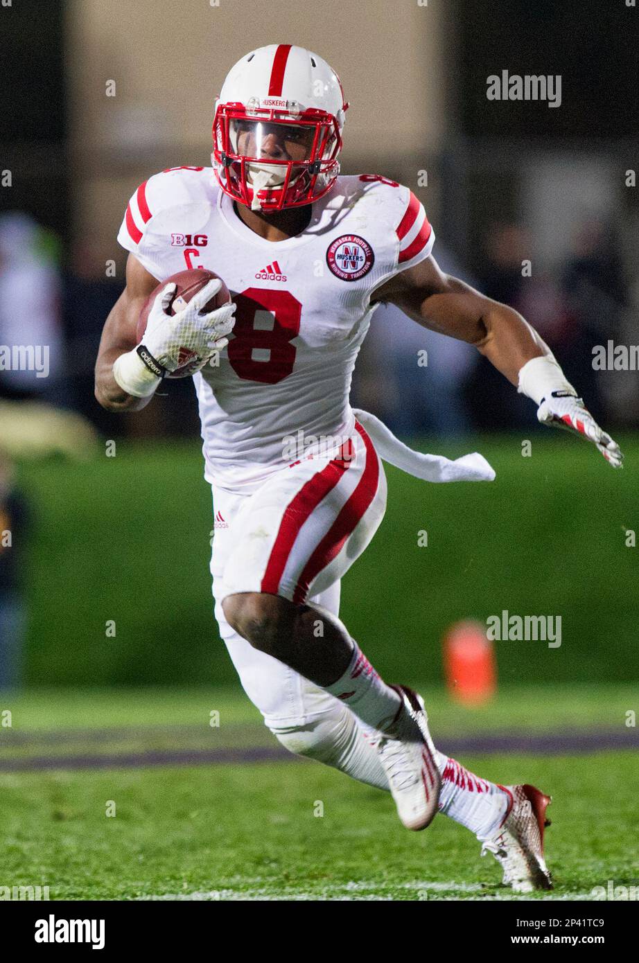 In this Oct. 18, 2014, photo, Nebraska running back Ameer Abdullah (8)  carries the ball against Northwestern in Evanston, Ill. Abdullah is  expected to be at full strength following a knee injury