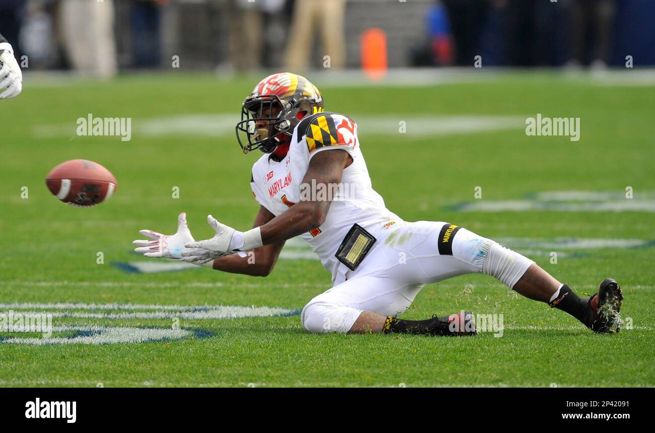 01 November 2014: Maryland WR/KR Stefon Diggs (1) catches a low pass. The  Maryland Terrapins