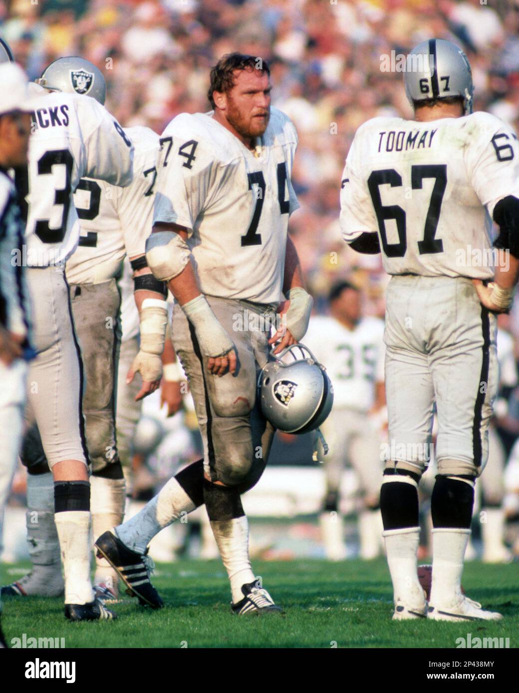 NFL FILE: Dave Rowe of the Oakland Raiders. (Icon Sportswire via AP ...