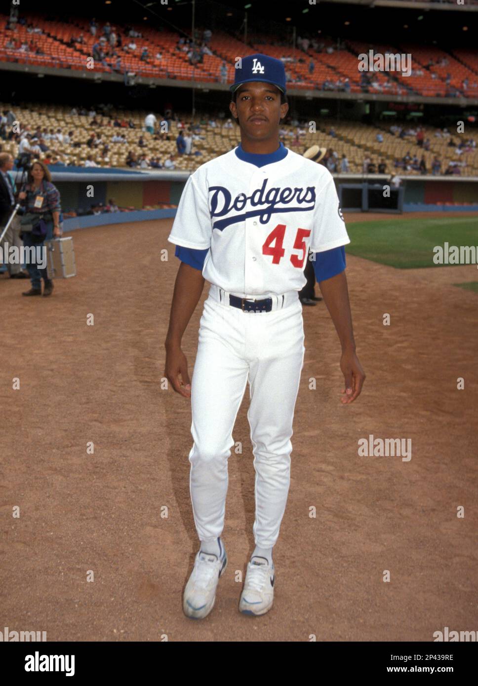 Circa 1993: Pedro Martinez of the Los Angeles Dodgers. (Icon Sportswire via  AP Images Stock Photo - Alamy - richy.com.vn