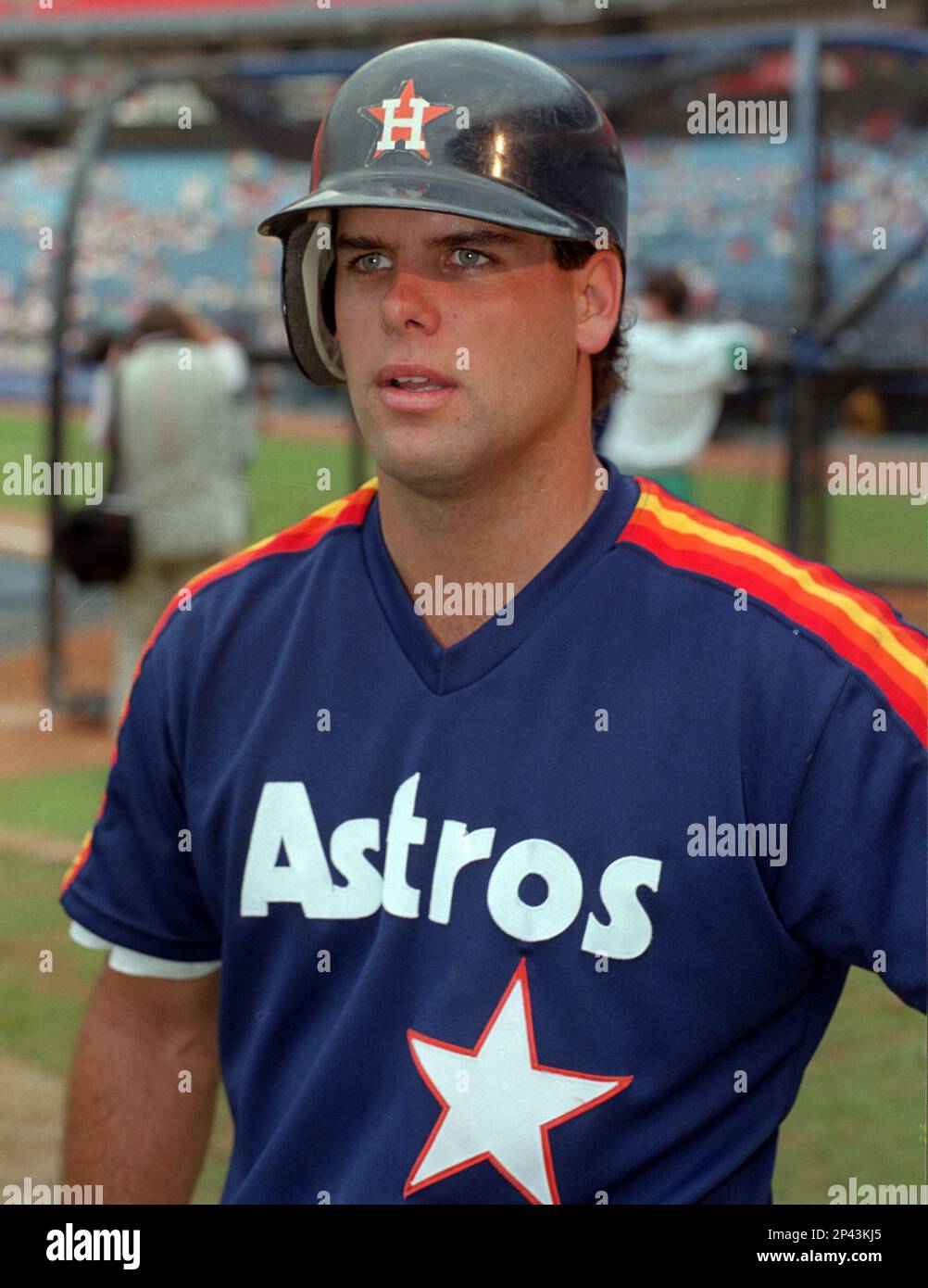 FILE : Ken Caminiti of the Houston Astros before batting practice