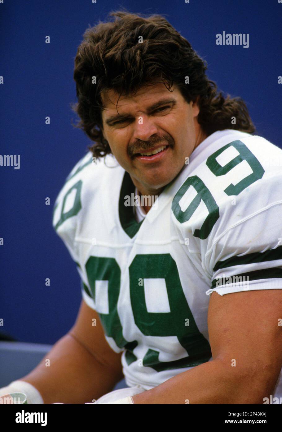 Mark Gastineau  New york jets football, New york jets, Nfl photos