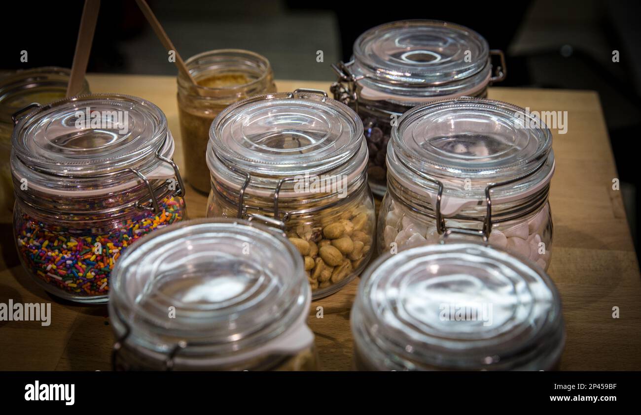 Ice cream toppings hires stock photography and images Alamy