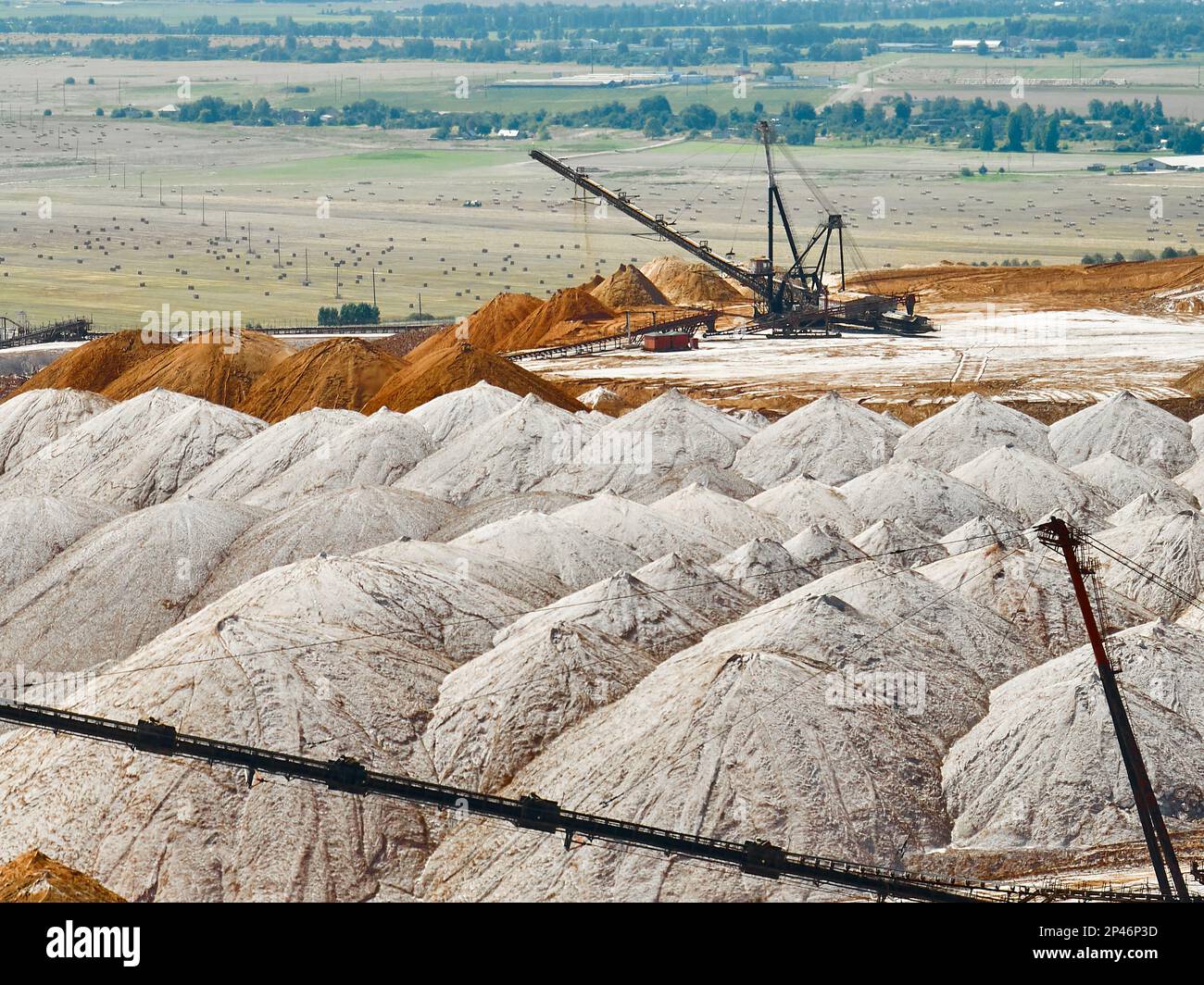 Sand movable belt conveyor and separator on sludge site Stock Photo Alamy
