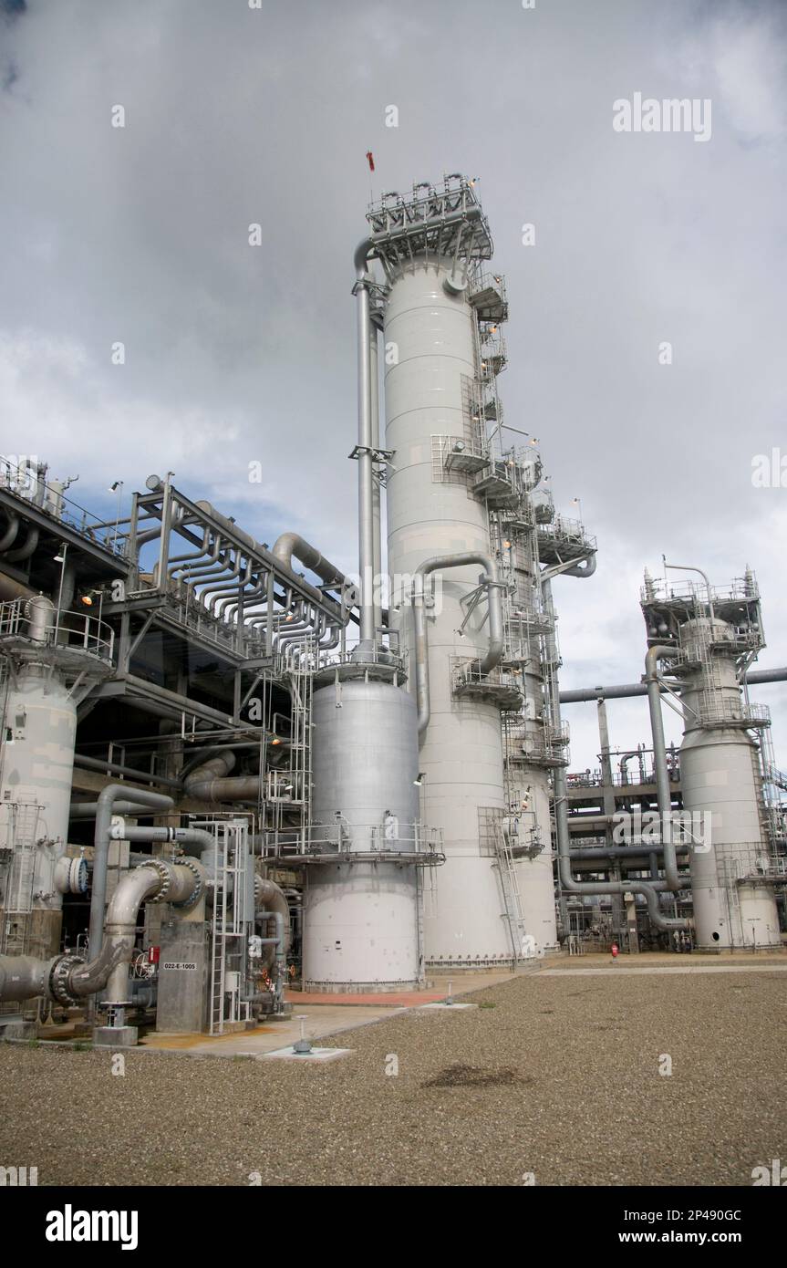 Pipework and vessels, Tangguh LNG (Liquified Natural Gas) Plant. near Babo, West Papus, Indonesia Stock Photo
