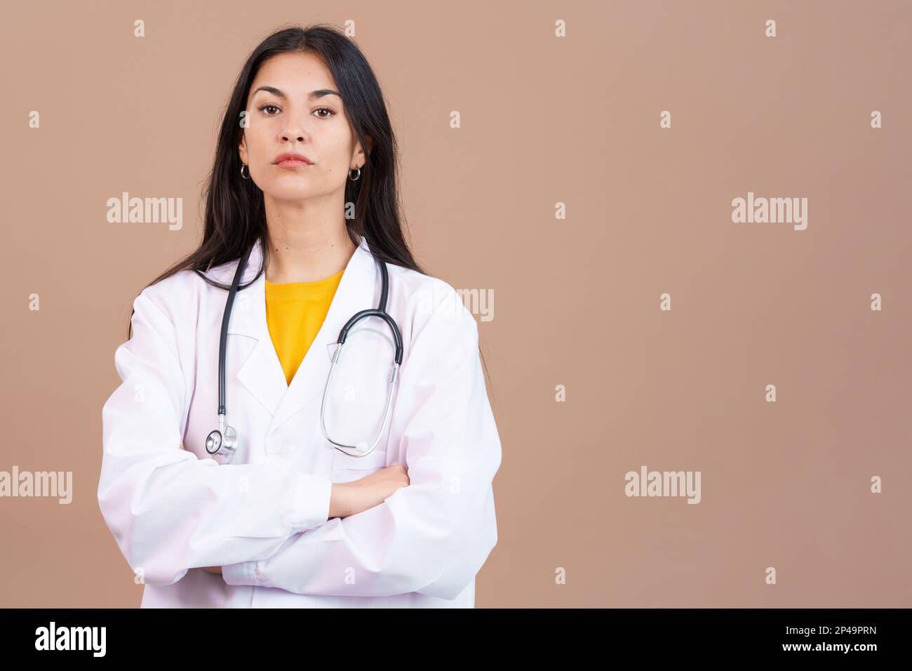 Crossed arms caucasian female hi-res stock photography and images - Alamy