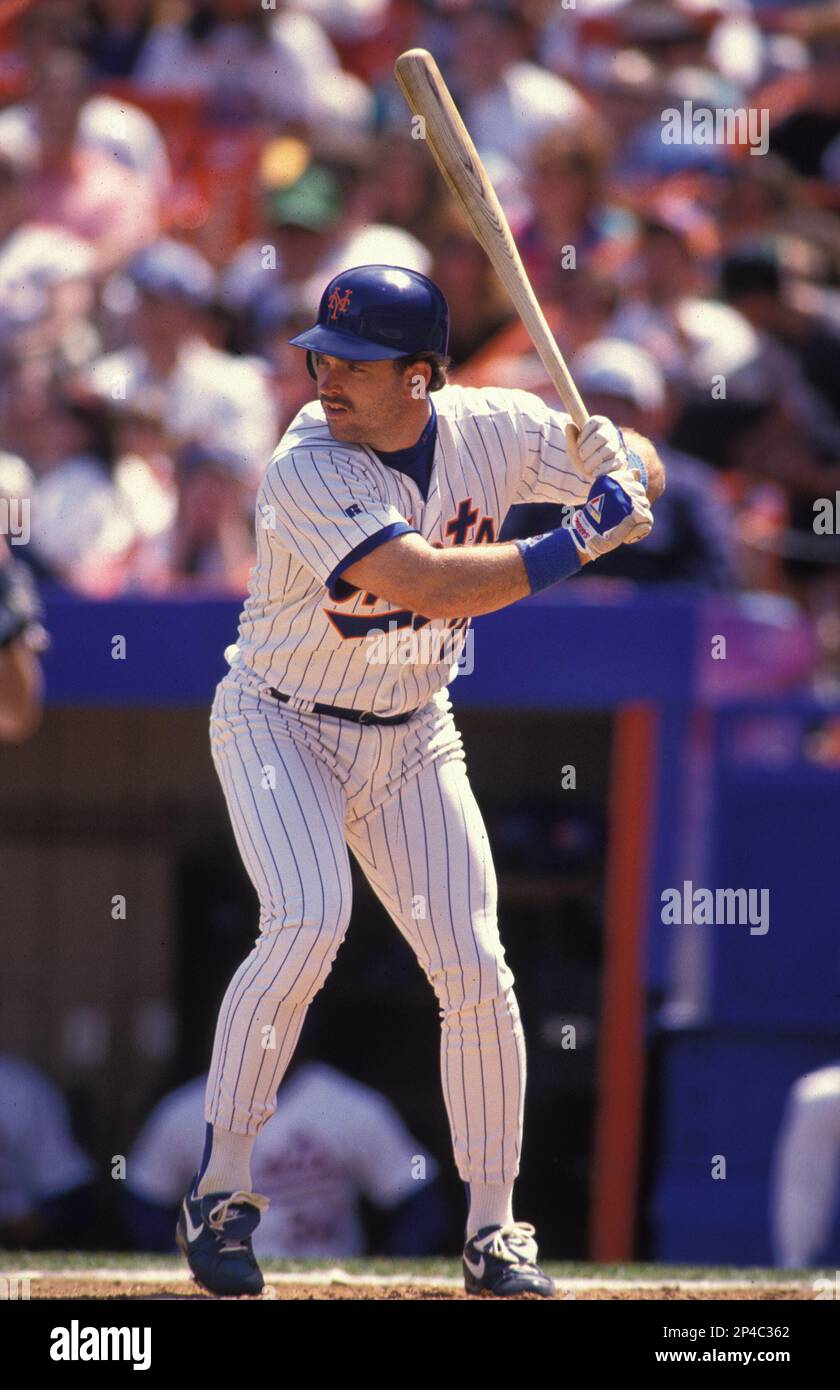 New York Mets Howard Johnson (20) in action during a game from his 1993