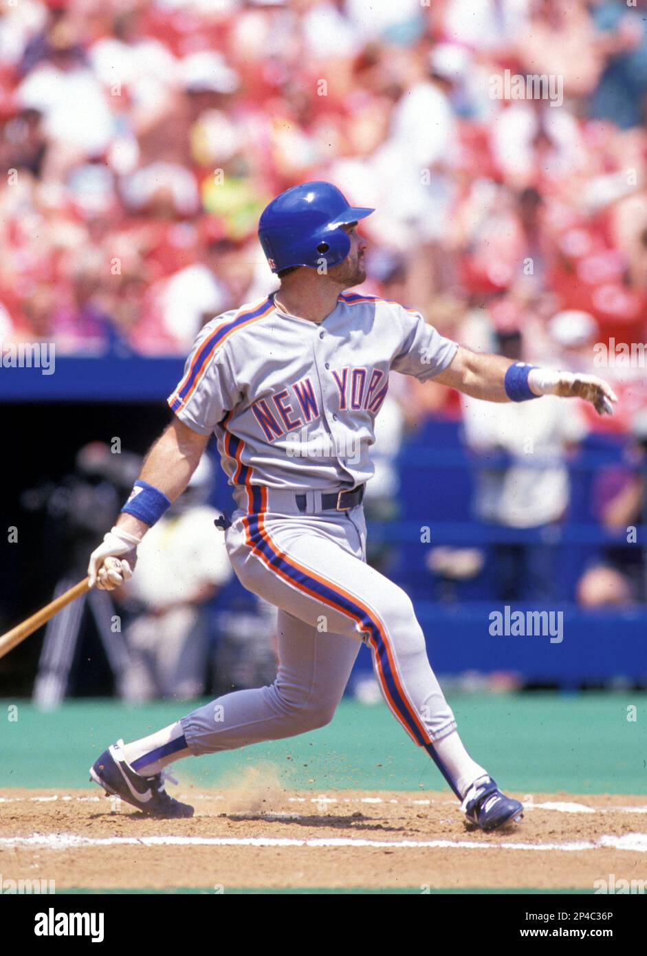 New York Mets Howard Johnson (20) in action during a game from his 1991  season with the New York Mets. Howard Johnson played for 14 years with 4  different teams.(AP Photo/David Durochik