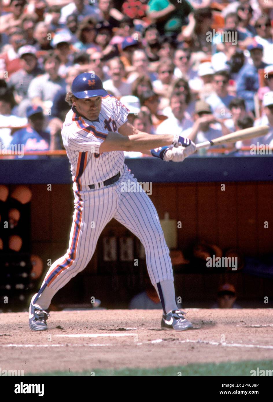 New York Mets Gary Carter (8) in action during a game from his 1986 season  at Shea Stadium in Flushing Meadows, New York. Gary Carter played for 19  years and was inducted