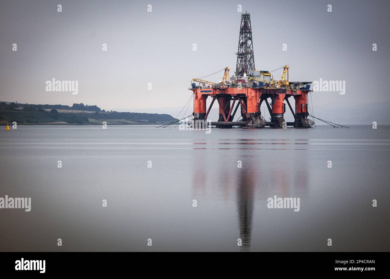 Offshoreworkers hires stock photography and images Alamy