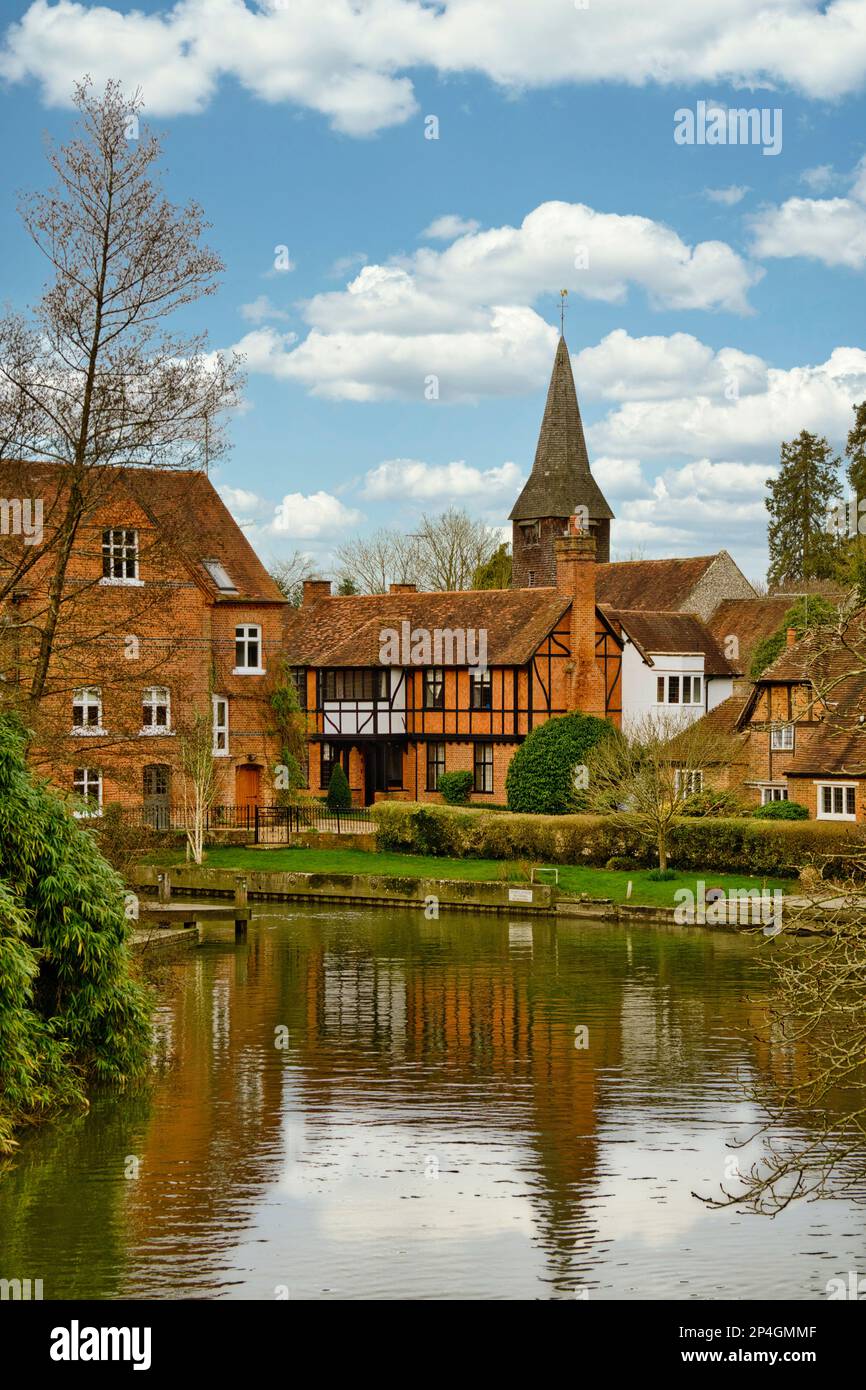 The Mill Pond, Whitchurch-on-Thames, Oxfordshire,UK Stock Photo
