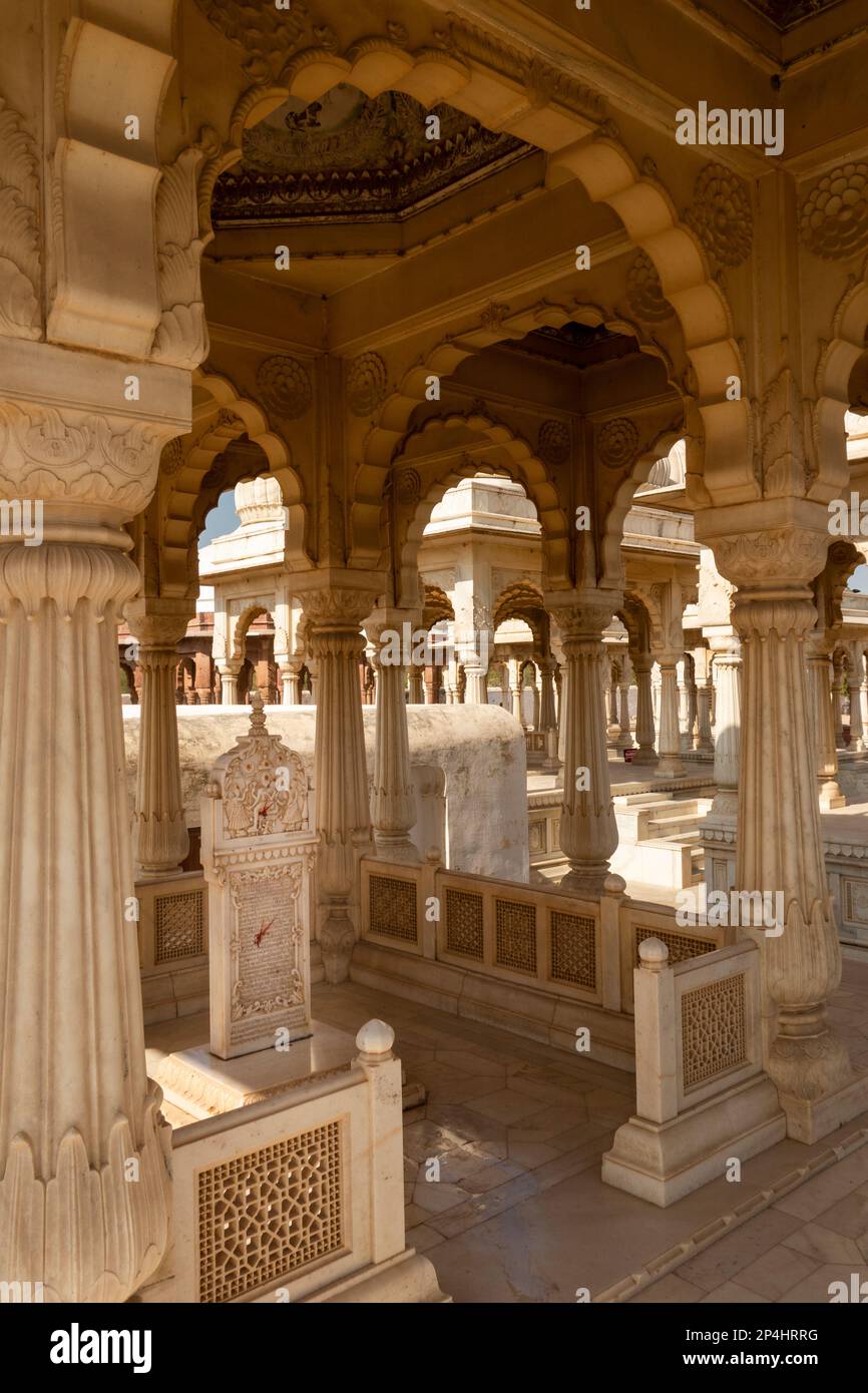 India, Rajasthan, Bikaner, Devikund Chhatri, Royal Crematorium, marble memorial Stock Photo