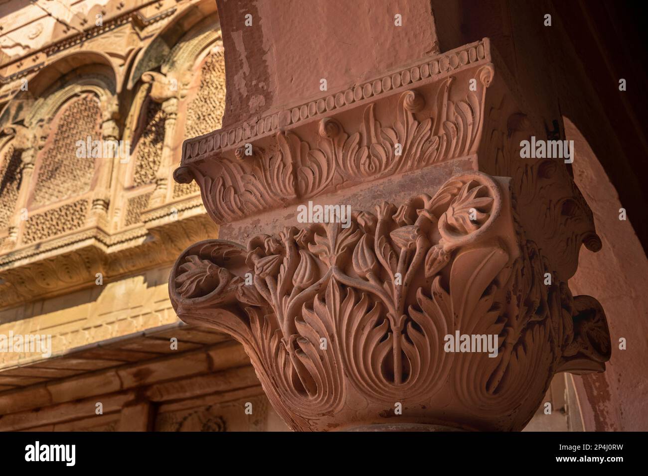 India, Rajasthan, Bikaner, Junagarh Fort, carved sandstone pillar detail Stock Photo