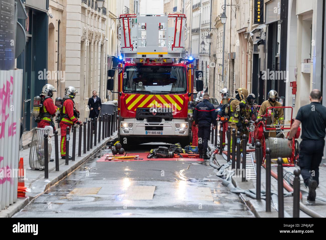 Paris fire Brigade attending an emergency in the Rue De Sentier, Paris. Stock Photo