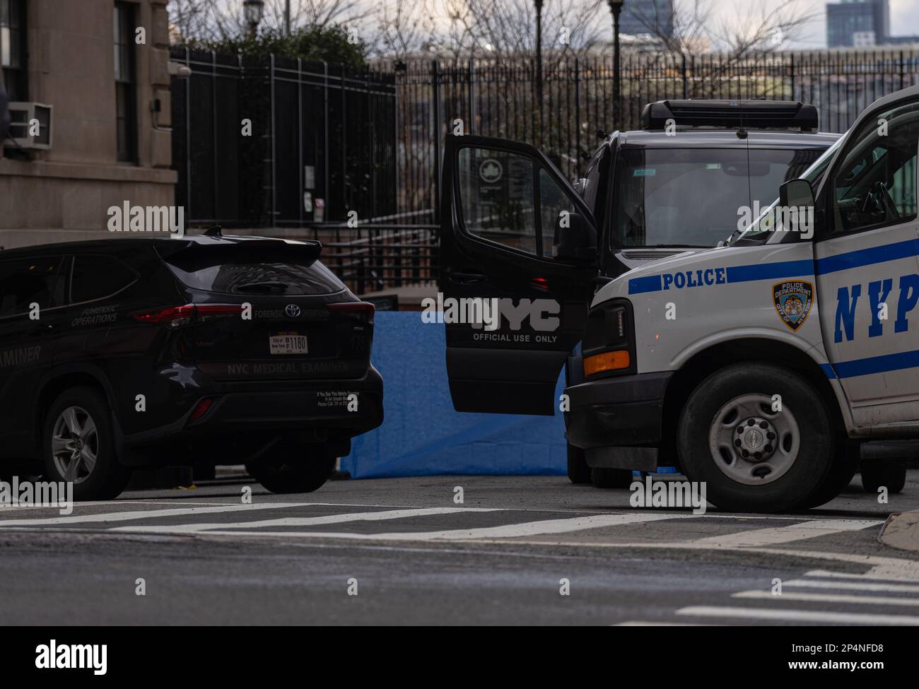 A 35 year old woman was found dead in a car in midtown Manhattan, New ...