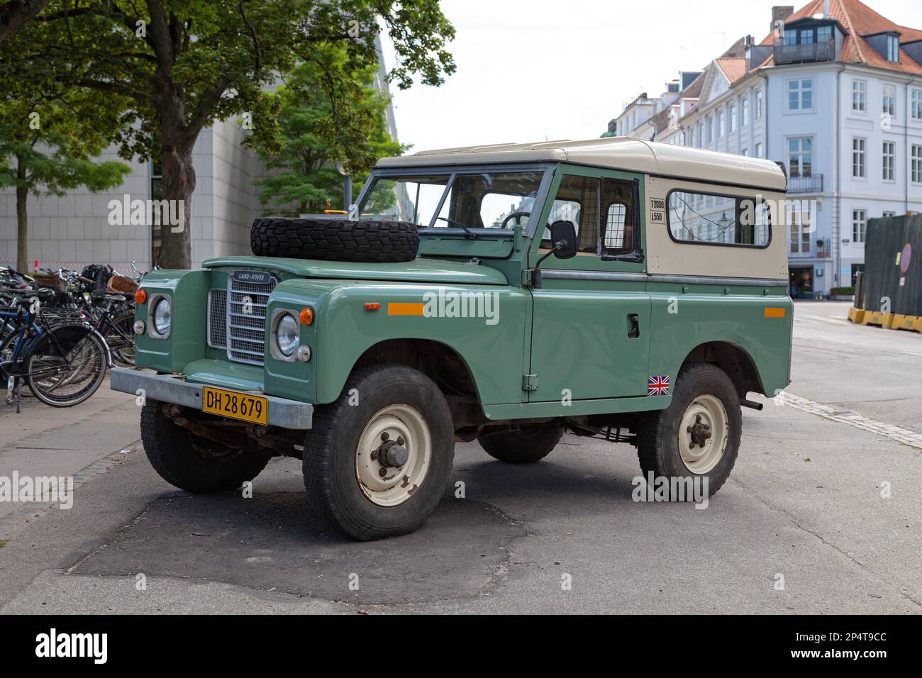 Land rover series iii hires stock photography and images Alamy