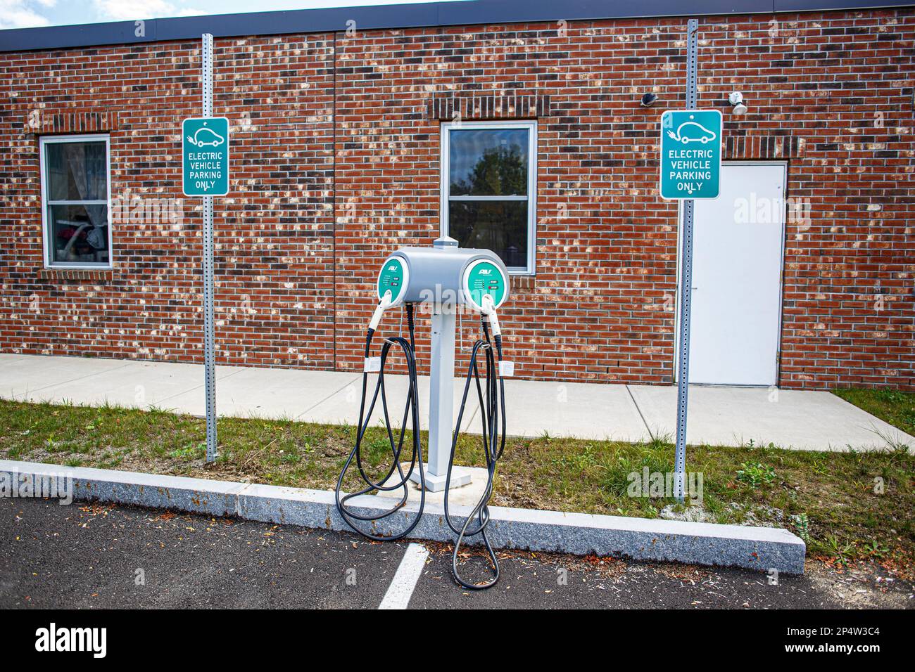 Electric vehicle charging station in Athol, MA Stock Photo Alamy