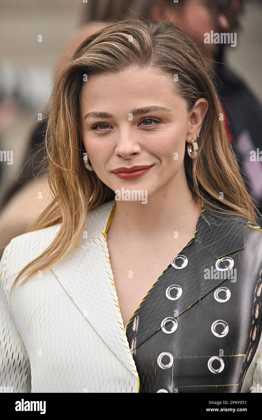 Street style, Chloe Grace Moretz arriving at Louis Vuitton Fall-Winter  2022-2023 show, held at Musee d Orsay, Paris, France, on March 7th, 2022.  Photo by Marie-Paola Bertrand-Hillion/ABACAPRESS.COM Stock Photo - Alamy