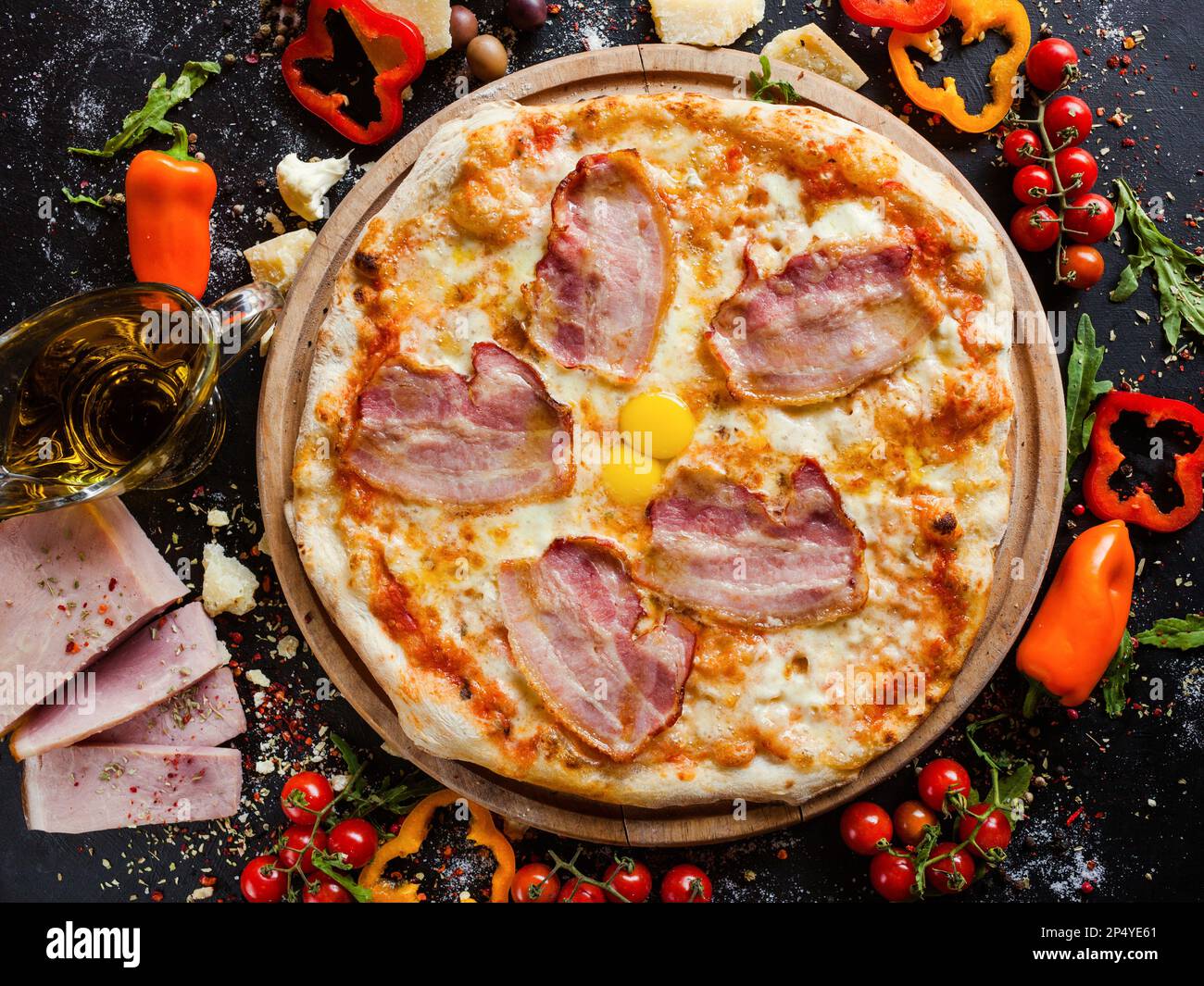 carbonara pizza bacon simple traditional dish Stock Photo Alamy