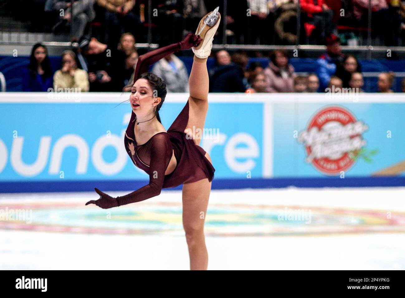 Nina Usatovaning porno suratlari