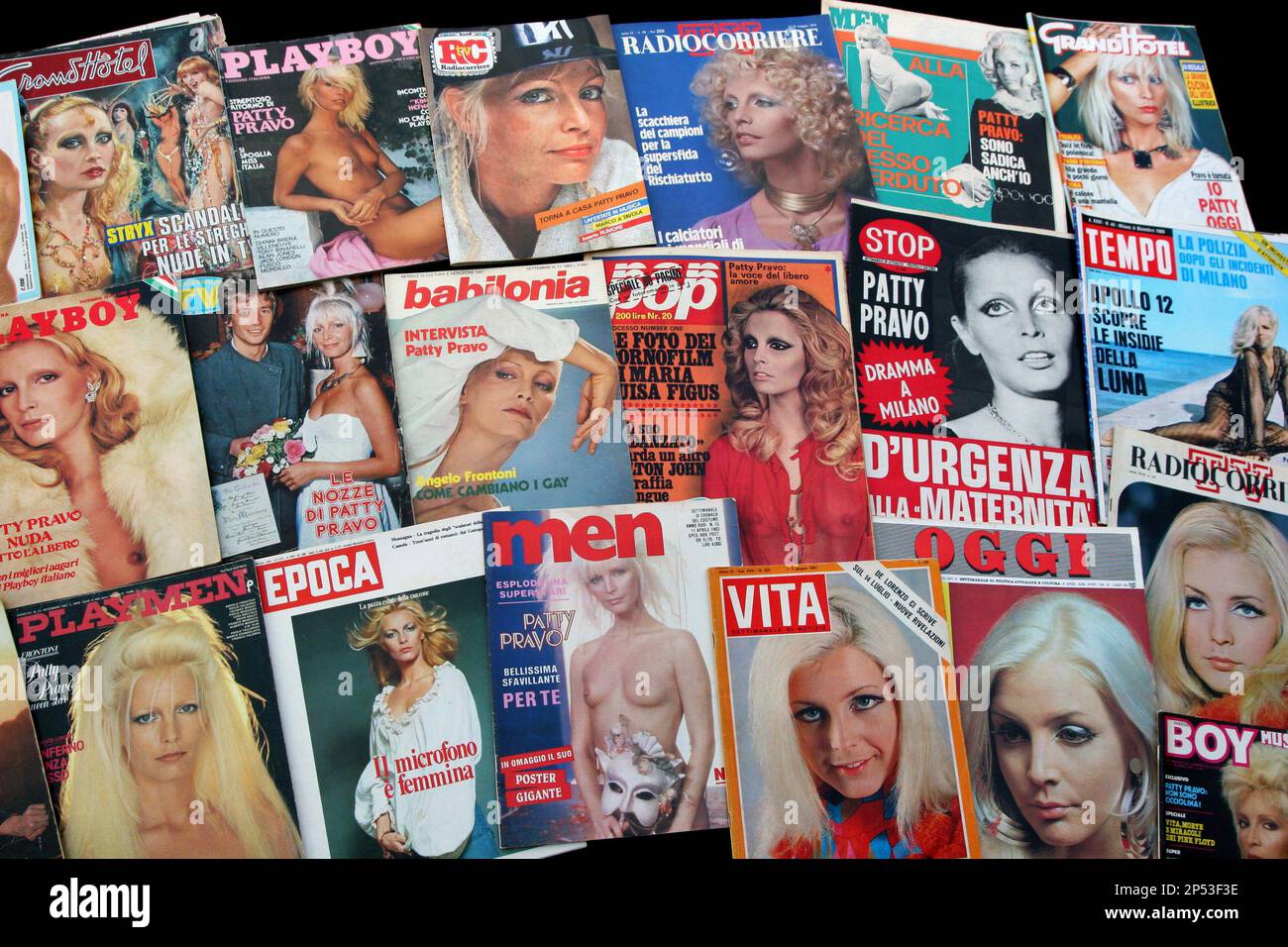 Collection of italians magazines with  the celebrated italian pop singer PATTY PRAVO on cover , from 1966 to 1990 - MUSICA POP - MUSIC - copertine di giornali riviste - giornale rivista  - cantante - camp - gay icon - LGBT - collezione - collezionismo  ----  Archivio GBB Stock Photo